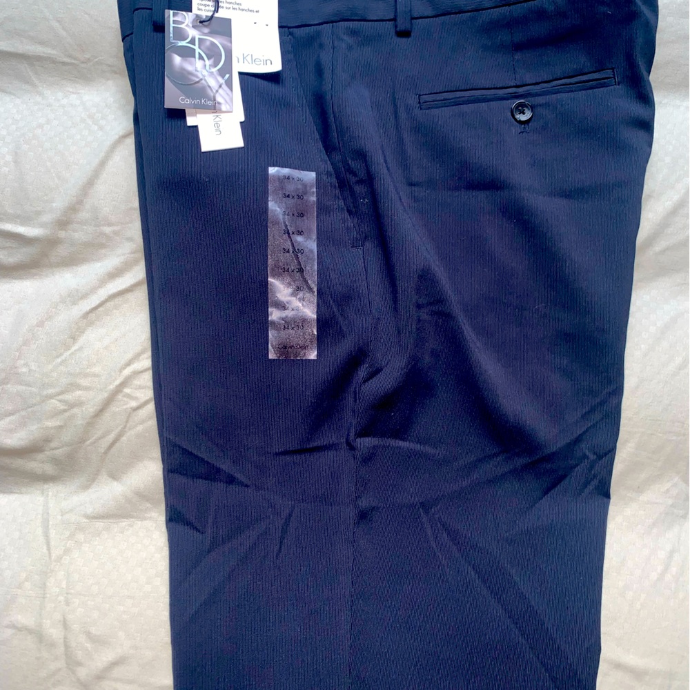 Men CalvinKlein Dress Pants Blue Body Fit Slim Fit Sz 34W 30L